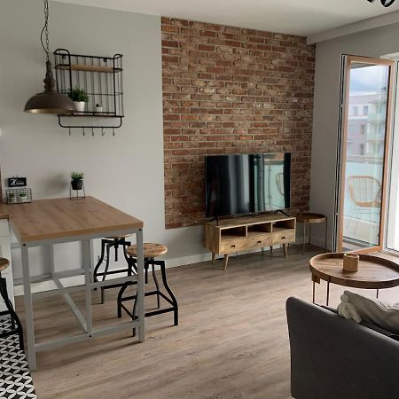 Ferienwohnung Apartament Przystan Calamo Allenstein Exterior foto